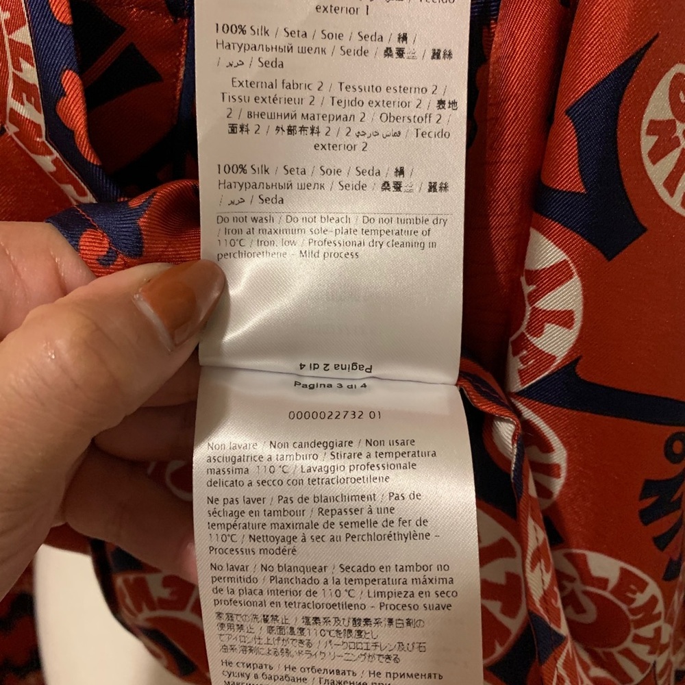 100% silk Valentino shirt/dress - Picture 15 of 16